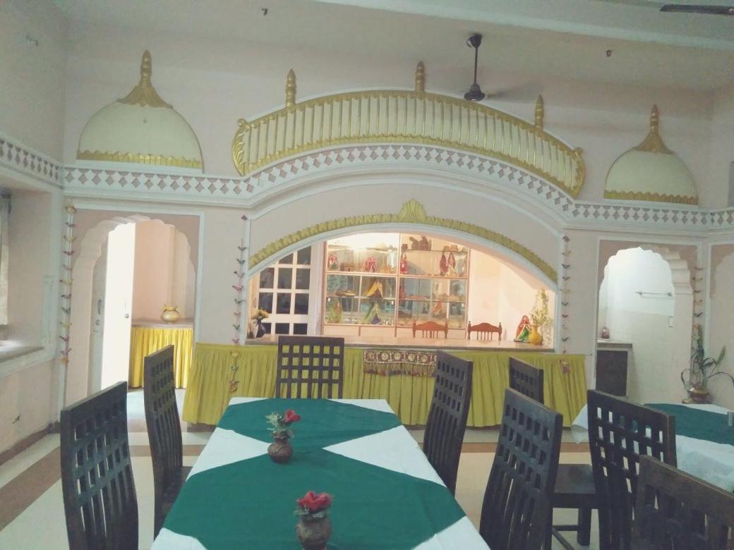 Hotel Jamuna Resort Jhunjhunu Екстер'єр фото